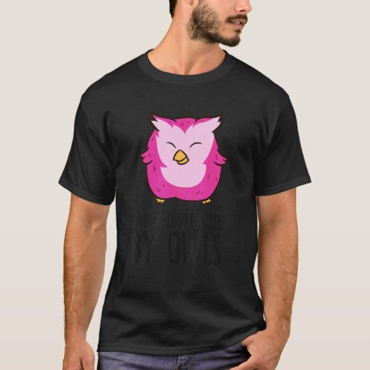 かわいいフクロウに気を取られやすい Tシャツ (正面)