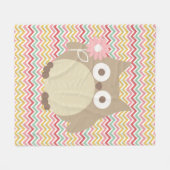 かわいいフクロウのカラフルでモダンなシェブロンパターン フリースブランケット (正面(横))