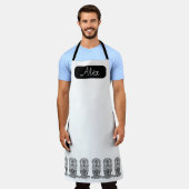 かわいいフクロウの黒と白パーソナライズされたの名前 エプロン (着用した状態)