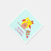 かわいいフクロウイエローピンクの花パーソナライズされた誕生日 スタンダードカクテルナプキン (角)