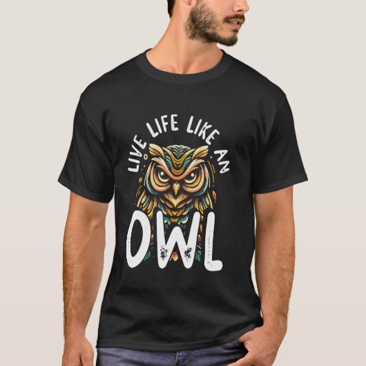 かわいいフクロウ愛夜行鳥の野生動物 Tシャツ (正面)