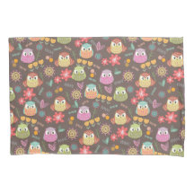 かわいいフクロウ茶色。