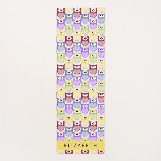 かわいいフクロウ、フクロウカラフルの柄、フクロウ、お名前 ヨガマット (裏面)