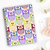 かわいいフクロウ、フクロウ柄、ベビーフクロウカラフル、フクロウ ノートブック
