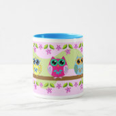 かわいいフクロウ、花および葉のマグ マグカップ (中央)