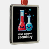 かわいいフラスコ&チューブ私たちは化学を持っ得てい素晴らしる メタルオーナメント (右)