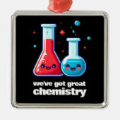 かわいいフラスコ&チューブ私たちは化学を持っ得てい素晴らしる メタルオーナメント (正面)