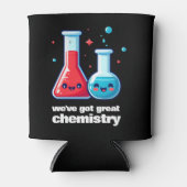 かわいいフラスコ&チューブ私たちは化学を持っ得てい素晴らしる 缶クーラー (正面)