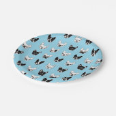 かわいいフランス人の小犬家族のコラージュ ペーパープレート (アングル)