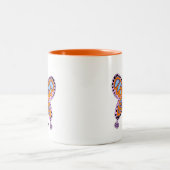 かわいいフレンドリーマンガ蝶イラストレーション ツートーンマグカップ (中央)