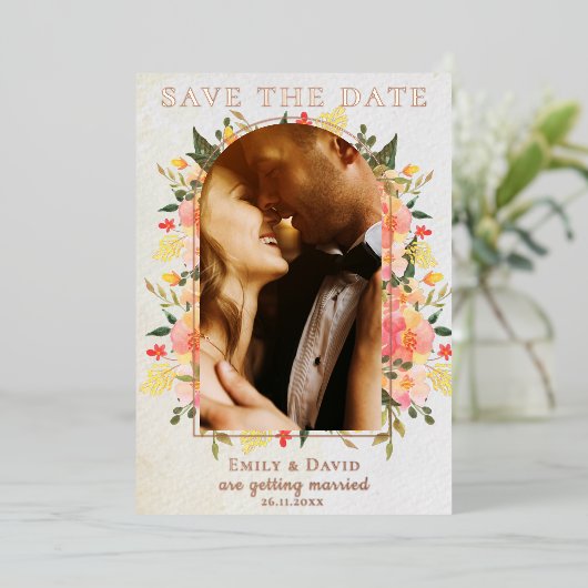 かわいいフローラフォトアーチ結婚式の日付を保存 箔招待状 (立ち正面)