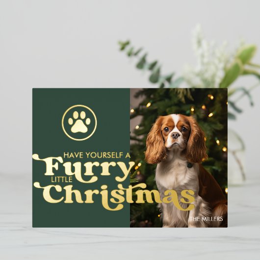 かわいいフワフワのクリスマス犬ペットモダンパウ写真 箔シーズンカード (立ち正面)