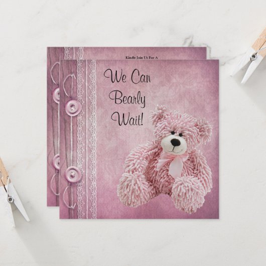 かわいいフワフワのピンクのテディ赤ちゃんシャワー 招待状 (正面/裏面インサイチュ)
