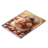 かわいいフワフワのリス ノートブック (左側)