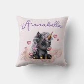 かわいいブラックベビーユニコーンとハート クッション (裏面)