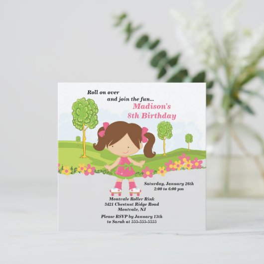 かわいいブルネットの女の子のスケートで滑るの誕生会 招待状 (スタンド正面)