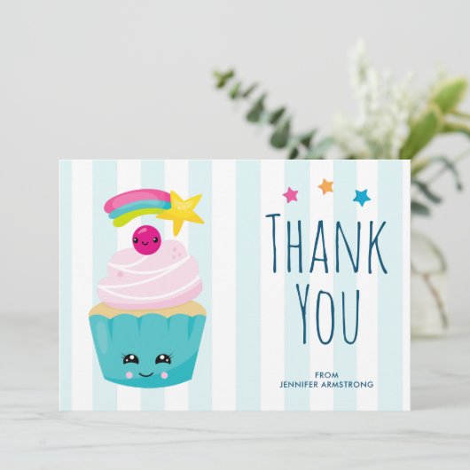 かわいいブルーカップケーキかわいい顔ありがとう サンキューカード (スタンド正面)