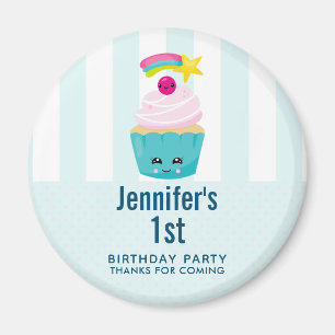かわいいブルーカップケーキとかわいい顔誕生日お願い マグネット