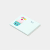 かわいいブルーカップケーキとかわいい顔 ポストイット (アングル)