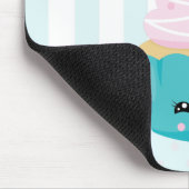 かわいいブルーカップケーキとかわいい顔 マウスパッド (コーナー)