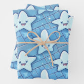 かわいいブルーハッピースターズキッズベビー子供部屋パターン ラッピングペーパーシート (インサイチュ)