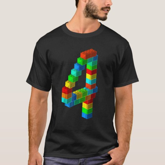 かわいいブロック建物4歳の誕生日4歳の少年 Tシャツ (正面)