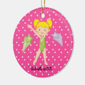 かわいいブロンドの髪の体育専門家のクリスマスのオーナメント セラミックオーナメント (左)