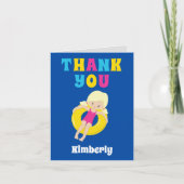 かわいいブロンドガールスイミングプールパーティーカスタムキッズ サンキューカード (正面)