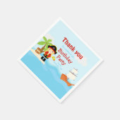 かわいいブロンド海賊ガールインレッド誕生日 スタンダードカクテルナプキン (角)