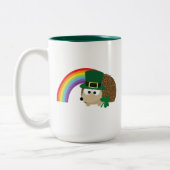 かわいいヘッジホッグLeprechaun ツートーンマグカップ (左)