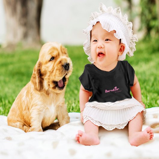 かわいいベストフレンド 赤ちゃん 女の子 ハート デザイン ピンク ベビーTシャツ