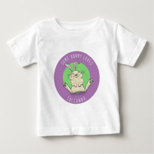 かわいいベビーうさぎ漫画イラストレーション ベビーTシャツ