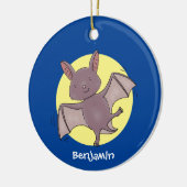 かわいいベビーこうもり飛んでいる漫画イラストレーション セラミックオーナメント (左)