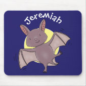 かわいいベビーこうもり飛んでいる漫画イラストレーション マウスパッド (正面)