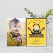 かわいいベビーのまわりにハニービー1stバースデーフォト 招待状 (スタンド正面)