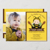 かわいいベビーのまわりにハニービー1stバースデーフォト 招待状 (正面/裏面)