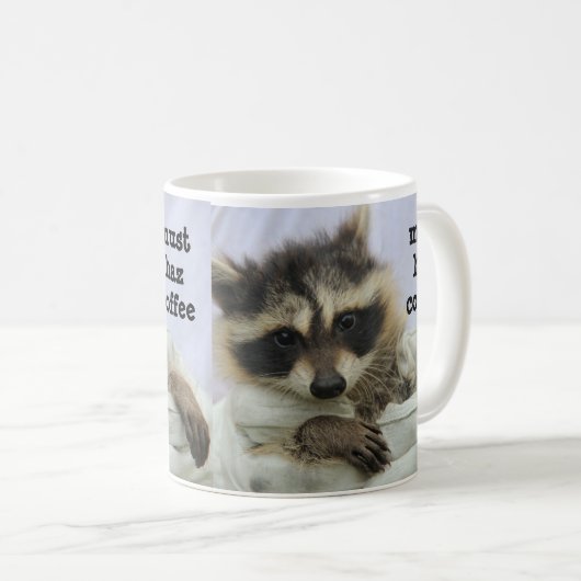 かわいいベビーのアライグマのコーヒー・マグ、絶対必要のHazのコーヒー コーヒーマグカップ (正面右)
