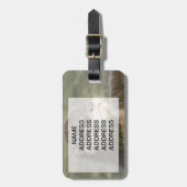 かわいいベビーのカワウソ ラゲッジタグ (正面縦)