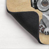 かわいいベビーのコアラDjの身に着けているヘッドホーン マウスパッド (コーナー)