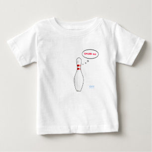 かわいいベビーのボウリングをする人、クリケットの投手のスペアー私ボーリングのチームマスコット ベビーTシャツ