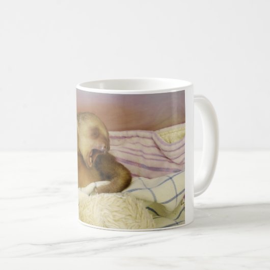 かわいいベビーの怠惰のあくび私の必要性のコーヒー コーヒーマグカップ (正面右)