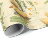 かわいいベビーアヒルが池で ラッピングペーパー (ロールコーナー)