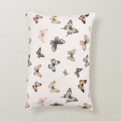 かわいいベビーガールカスタムモノグラムバタフライパターン アクセントクッション (裏面(縦))