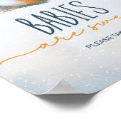 かわいいベビーキツネ雪の冬のベビーは甘い ポスター (角)