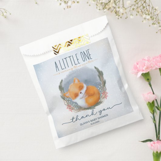 かわいいベビーキツネ雪の冬のベビーシャワー フェイバーバッグ (封をした状態)