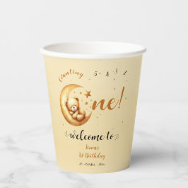 かわいいベビークマが月の上で眠る1歳の誕生日 紙コップ