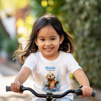 かわいいベビーシーオッターインウォーターパーソナライズされたスプラッシュ Tシャツ