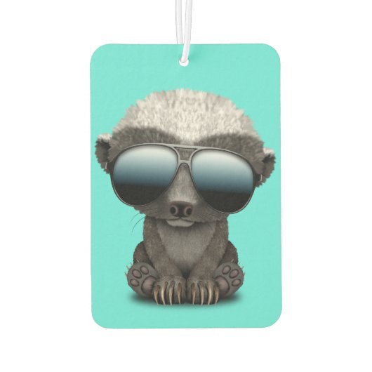 かわいいベビーハニーバッジャー着サングラス カーエアーフレッシュナー (裏面)