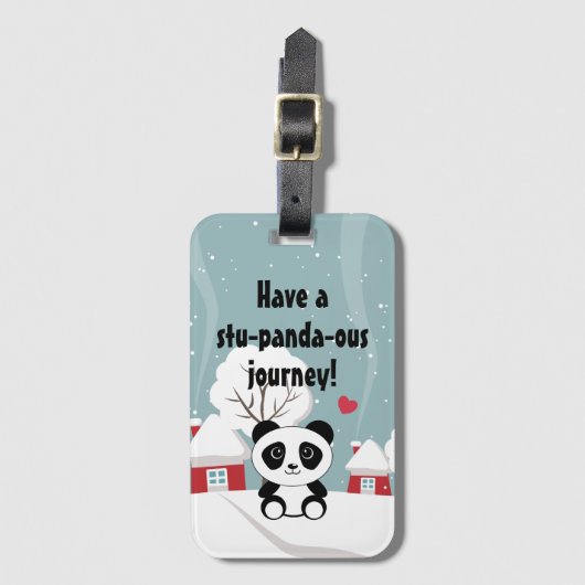 かわいいベビーパンダin冬の雪グレー ラゲッジタグ (正面縦)