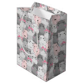 かわいいベビーヒッポス抱き枕 ミディアムペーパーバッグ (裏面アングル)